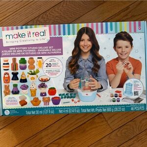 Make it real mini pottery studio used in original box